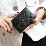 샤넬 CHANEL  클래식 캐비어 카드지갑