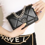샤넬 CHANEL 19플랩 WOC크로스백