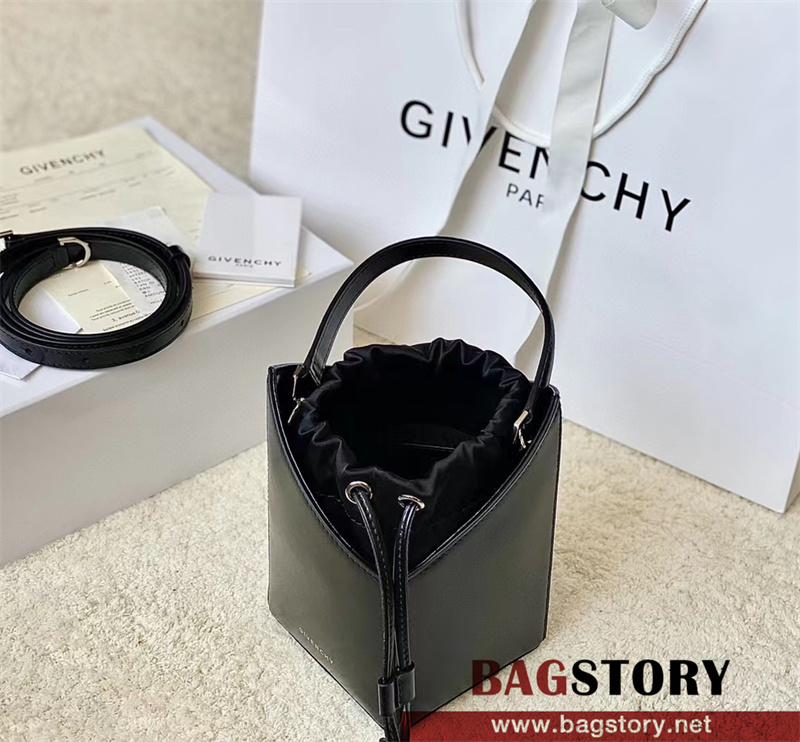 지방시 GIVENCHY  버킷백 