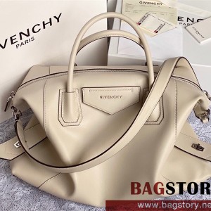 지방시 GIVENCHY 안티고나