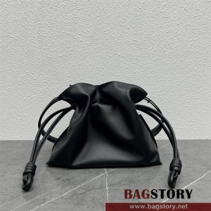 로에베 LOEWE 33000 플라멩고 드로스트링 레더 숄더백