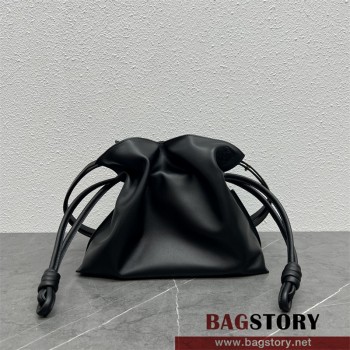 로에베 LOEWE 33000 플라멩고 드로스트링 레더 숄더백