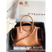 지방시 GIVENCHY 안티고나