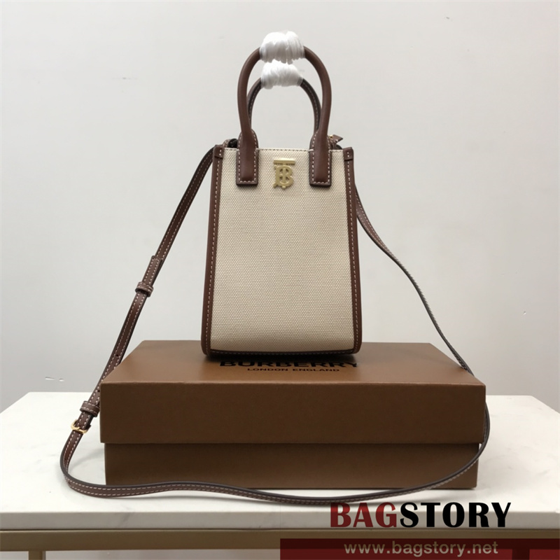 버버리 BURBERRY