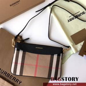 버버리 BURBERRY