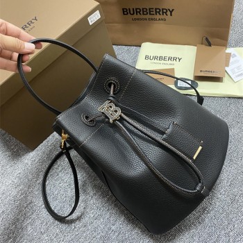 버버리 BURBERRY