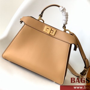 펜디 FENDI 피카부백 27CM