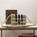 버버리 BURBERRY