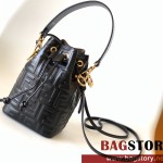 펜디 FENDI 몬트레조 미니 버킷백 18CM