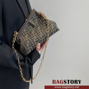 펜디 FENDI 퍼스트백 26CM