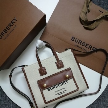 버버리 BURBERRY