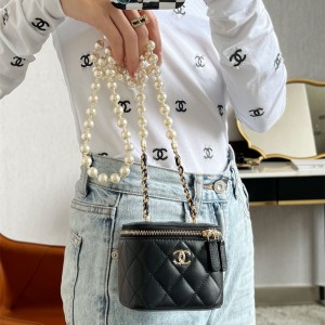 샤넬 CHANEL 진주 베니티백