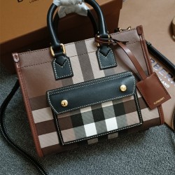 버버리 BURBERRY