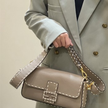 펜디 FENDI 바게트백 27CM