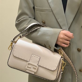 펜디 FENDI 바게트백 27CM