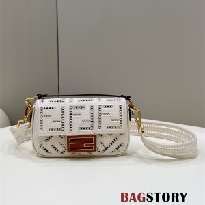 펜디 FENDI 바게트백 19CM