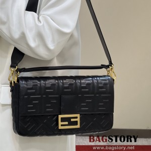 펜디 FENDI 바게트백 32cm