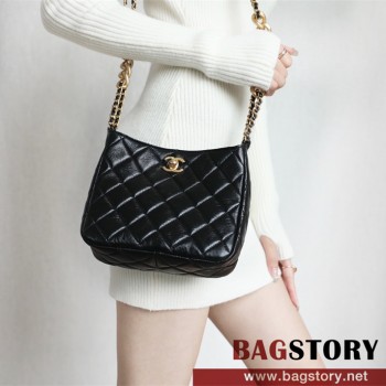 샤넬 CHANEL 호보백 플랩백