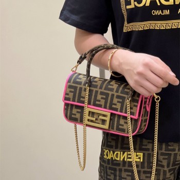 펜디 FENDI 바게트백 19CM