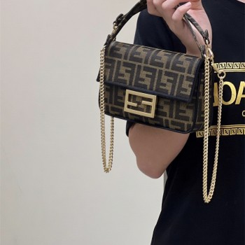 펜디 FENDI 바게트백 19CM