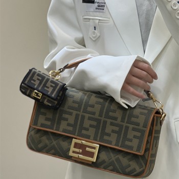 펜디 FENDI 바게트백 32cm