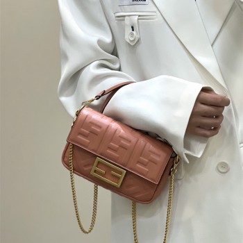 펜디 FENDI 바게트백 19CM