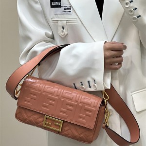 펜디 FENDI 바게트백 27CM