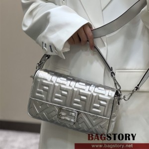 펜디 FENDI 바게트백 27CM