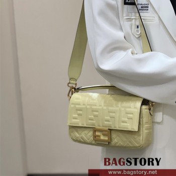 펜디 FENDI 바게트백 27CM