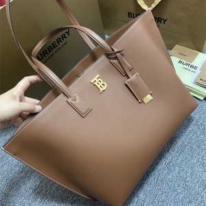 버버리 BURBERRY