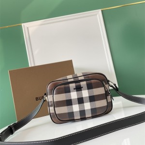 버버리 BURBERRY