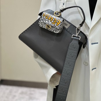 펜디 FENDI 피카부백 27CM