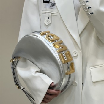 펜디 FENDI 그래피 스몰 