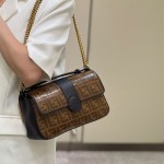 펜디 FENDI 더블F 체인숄더백 27CM