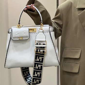 펜디 FENDI 피카부백 33CM
