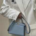 펜디 FENDI 피카부백 20CM