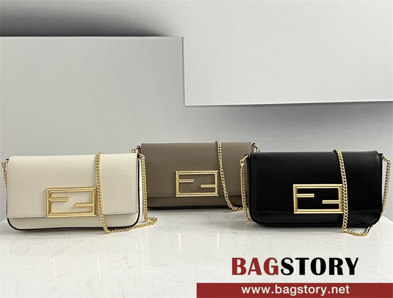 펜디 FENDI 바게트백 22CM