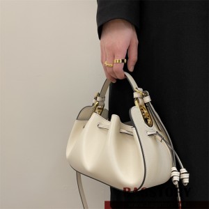 펜디 FENDI 포모도리노 미니백