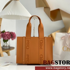 끌로에 Chloe 37cm 우디 토트백 미디움