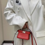 펜디 FENDI 피카부백 수퍼미니 10CM