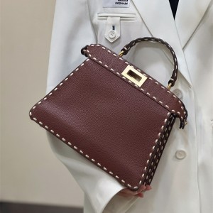 펜디 FENDI 피카부백 27CM