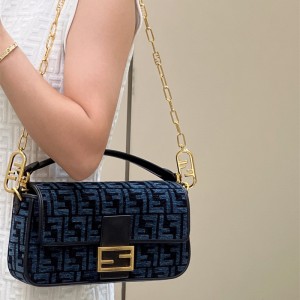 펜디 FENDI 바게트백 27CM