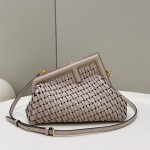 펜디 FENDI 퍼스트백 26CM