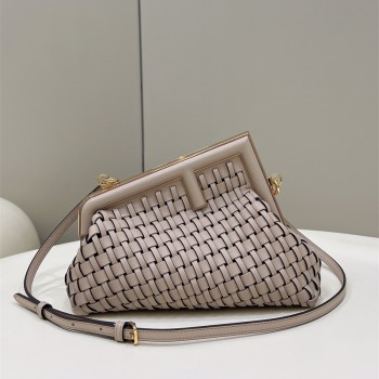 펜디 FENDI 퍼스트백 26CM