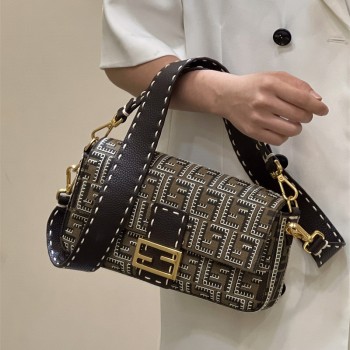 펜디 FENDI 바게트백 27CM