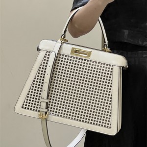 펜디 FENDI 피카부백 33CM