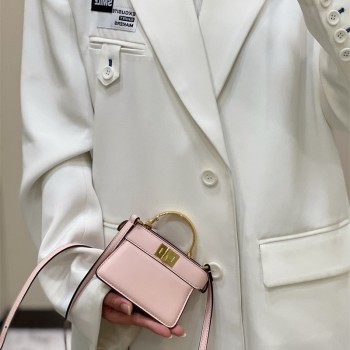 펜디 FENDI 피카부백 수퍼미니 10CM