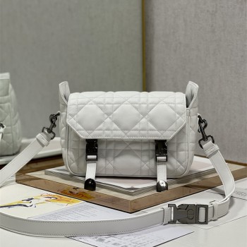 디올 DIOR 캠프백