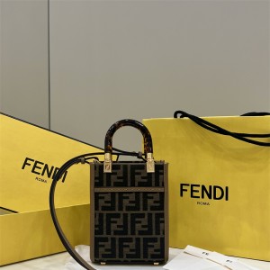 펜디 FENDI 선샤인 쇼퍼백 13CM