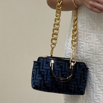 펜디 FENDI 바이더웨이 보스턴백 17CM